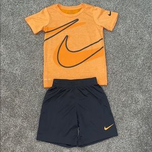 Nike- Toddler 4T Matching Set